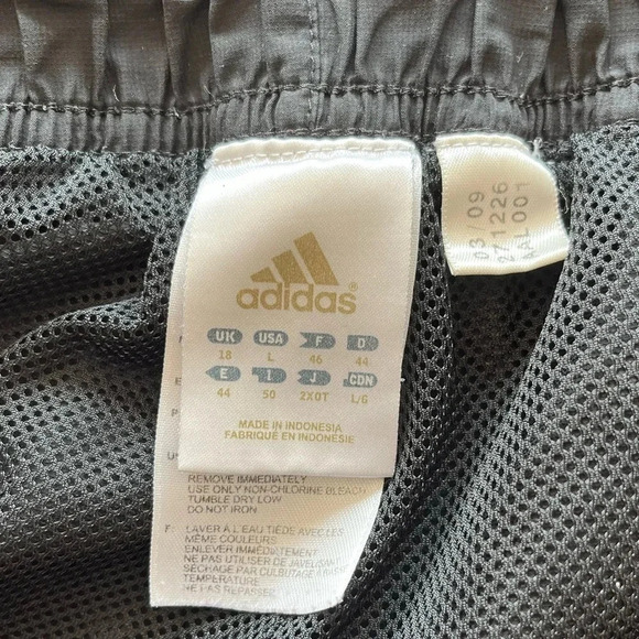 Adidas black windbreaker tracksuit  pants size large - Picture 5 of 8